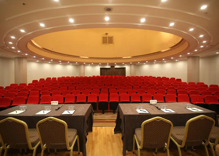 فندق Excellence 4*